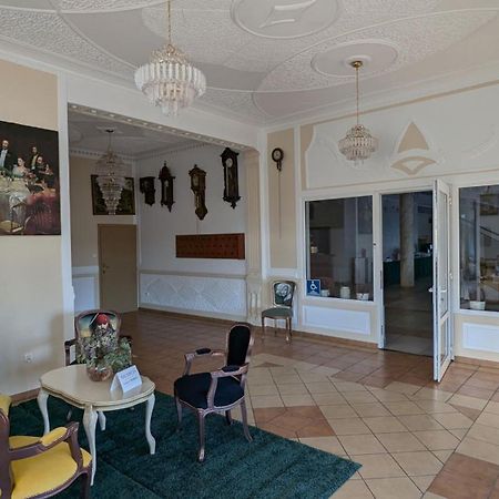Hotel Magnat Głogów Małopolski Екстериор снимка