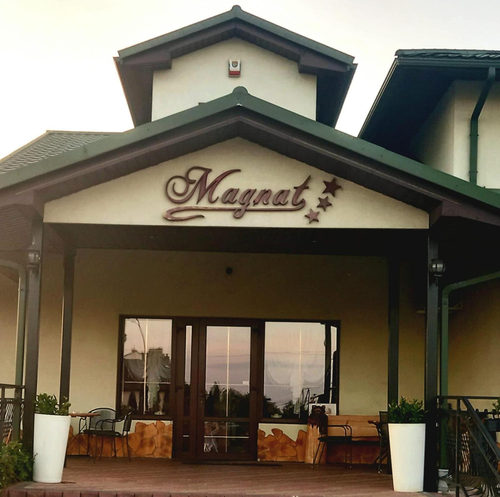 Hotel Magnat Głogów Małopolski Екстериор снимка